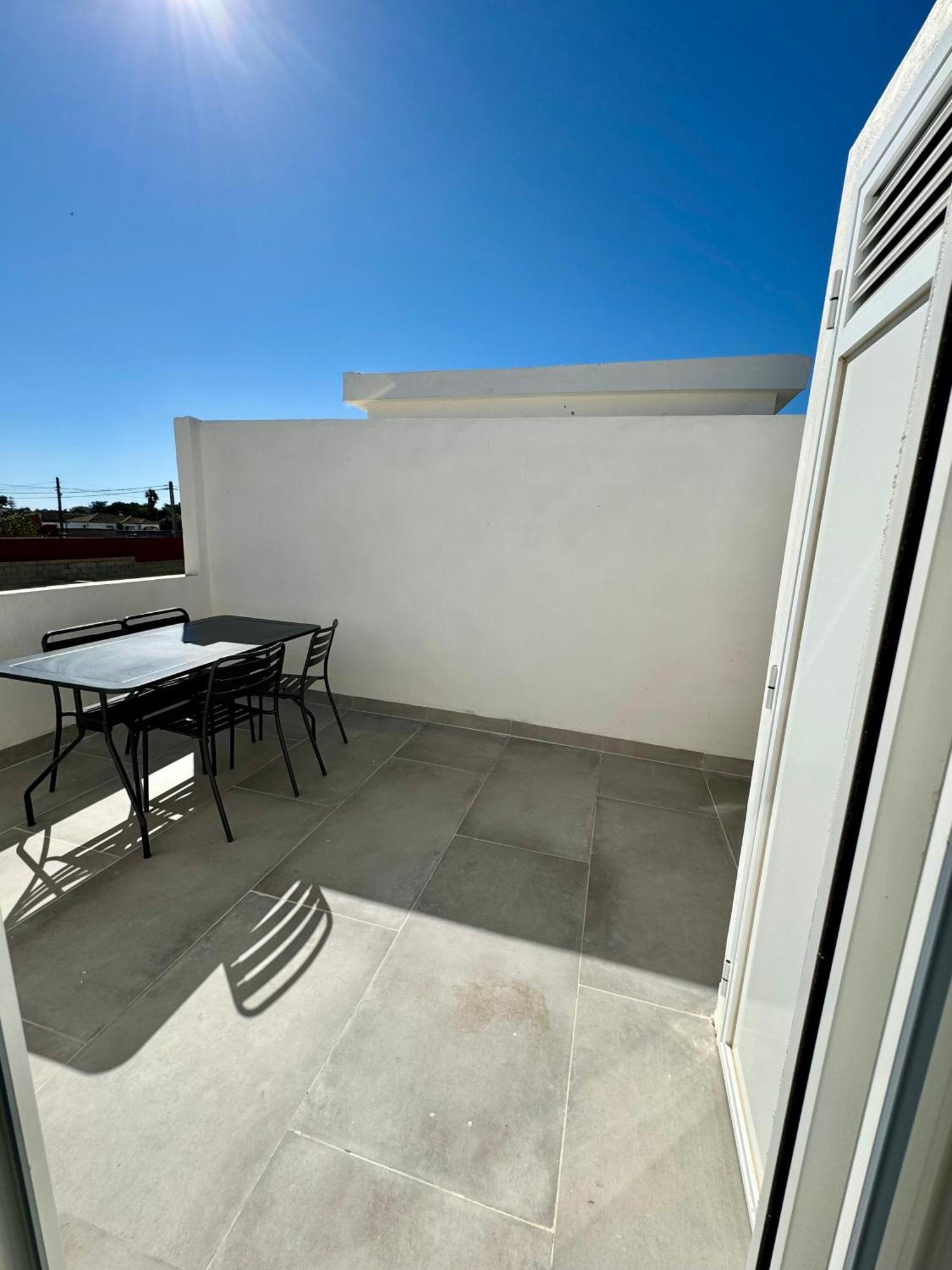 Apartamentos Munoz Fornell 2 Chiclana de la Frontera Kültér fotó
