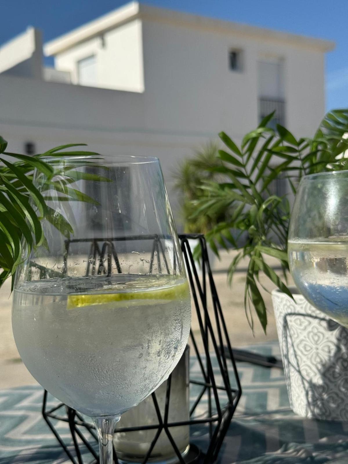 Apartamentos Munoz Fornell 2 Chiclana de la Frontera Kültér fotó